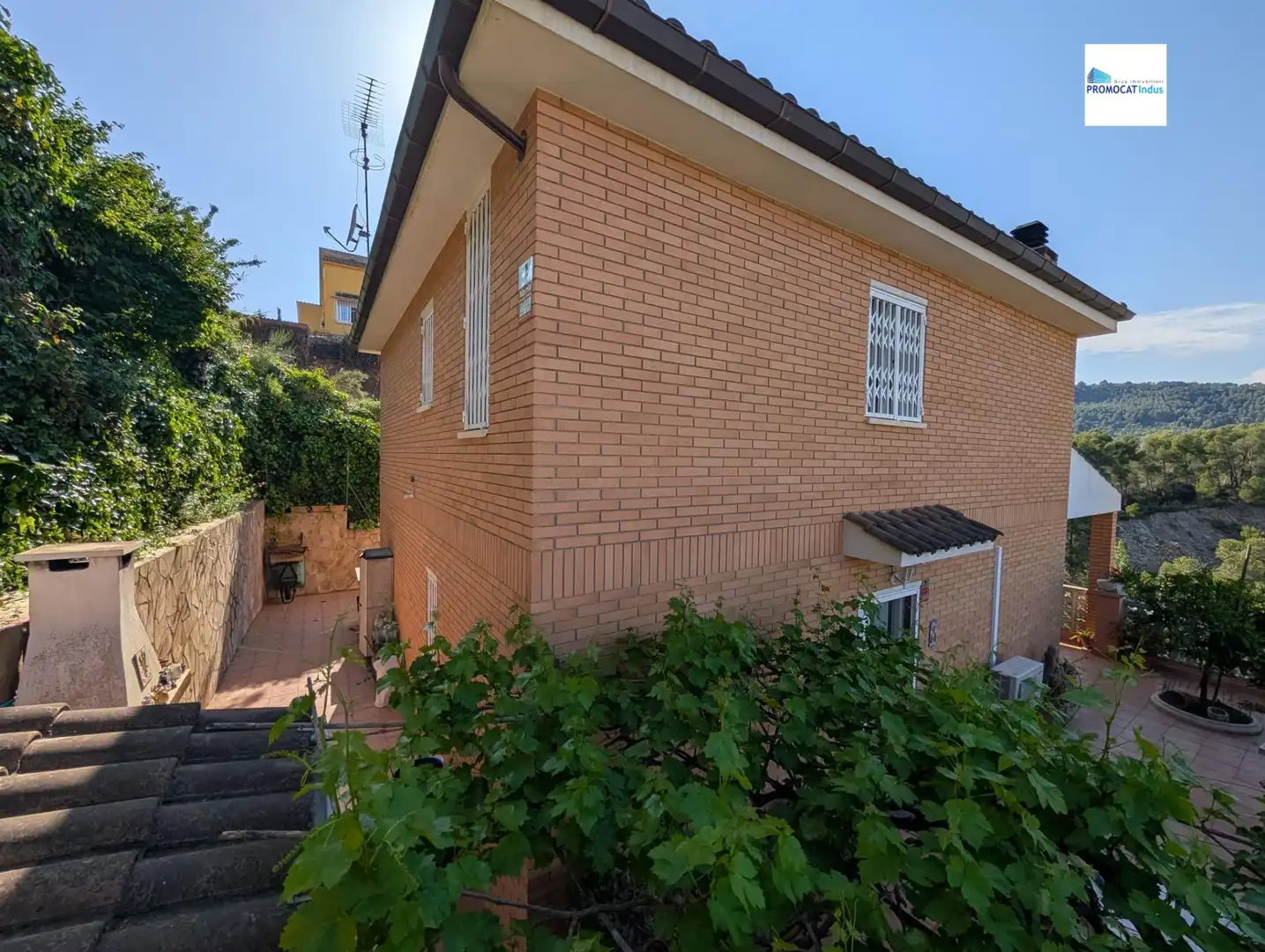 Casa amb jardí en venda a Cervelló, imagen 2