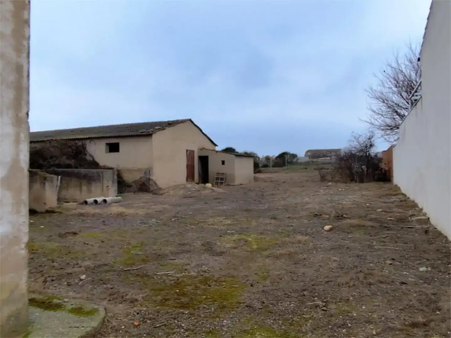 Piso en venta en Monfarracinos