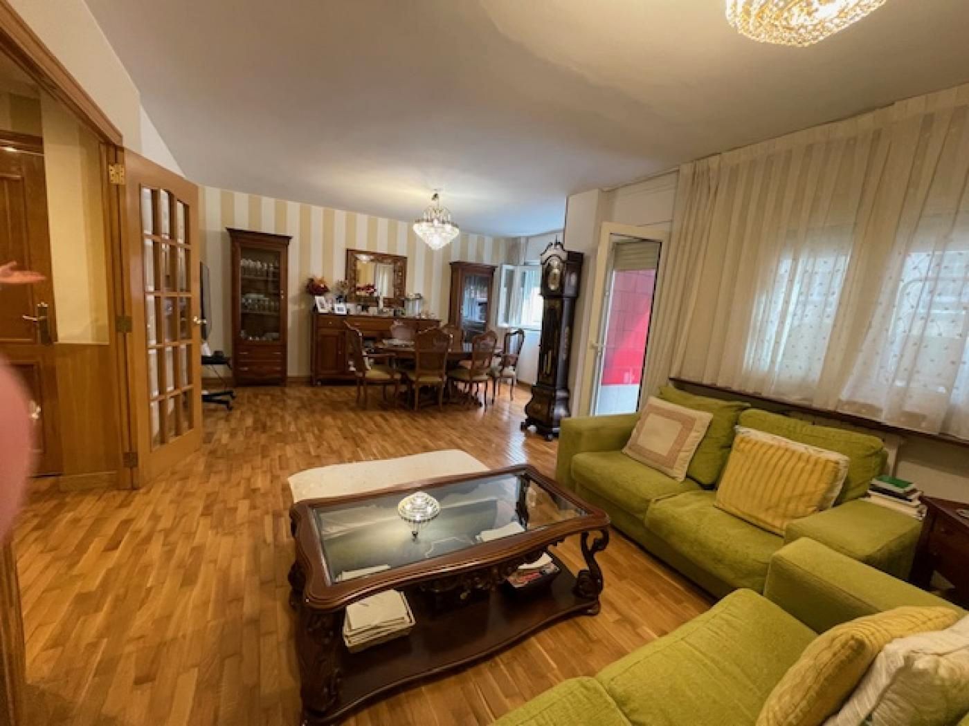 Living room of Flat for sale in  Zaragoza Capital  with Air Conditioner, Heating and Parquet flooring