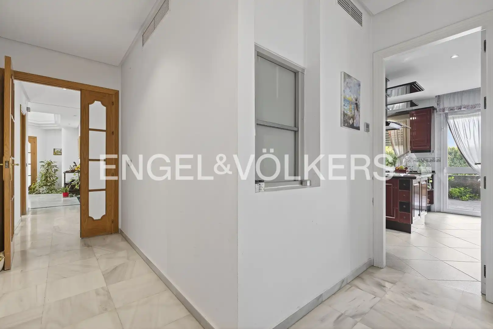 Houses for sale in Dos Hermanas  with Air Conditioner, Heating and Private garden