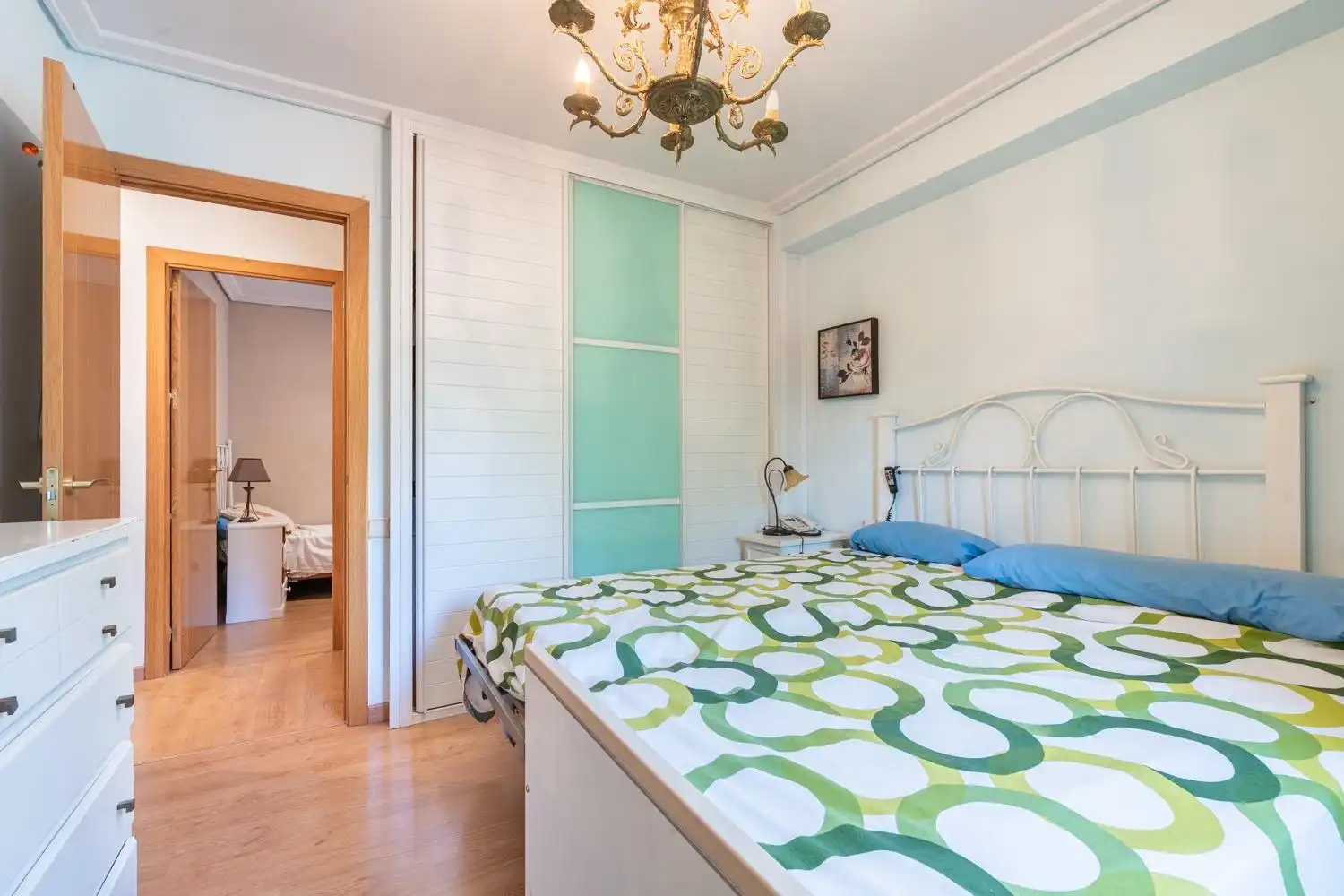 Bedroom of Flat for sale in Madrid  with Air Conditioner, Heating and Private garden