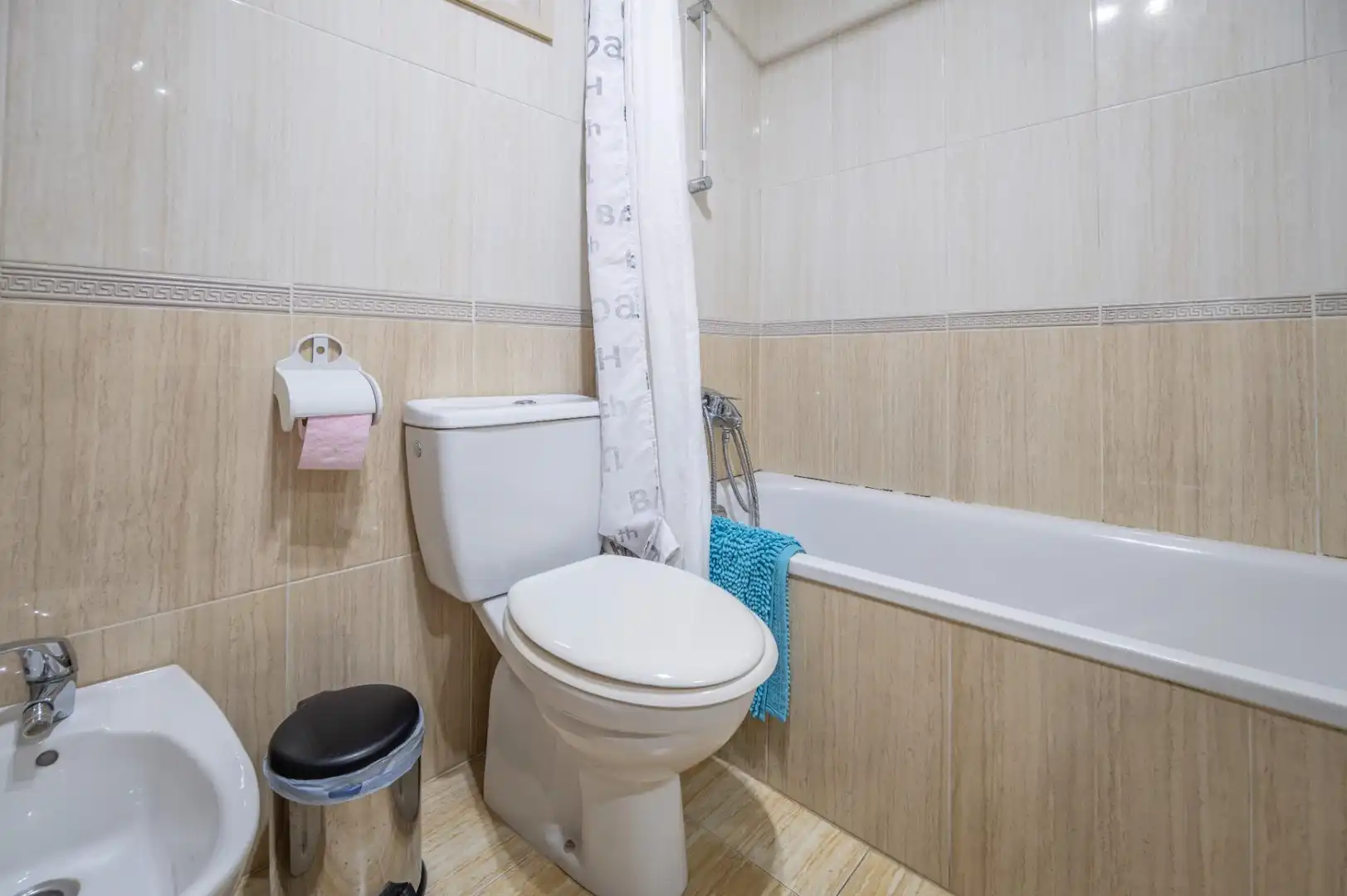 Bathroom of Houses for sale in Almuñécar