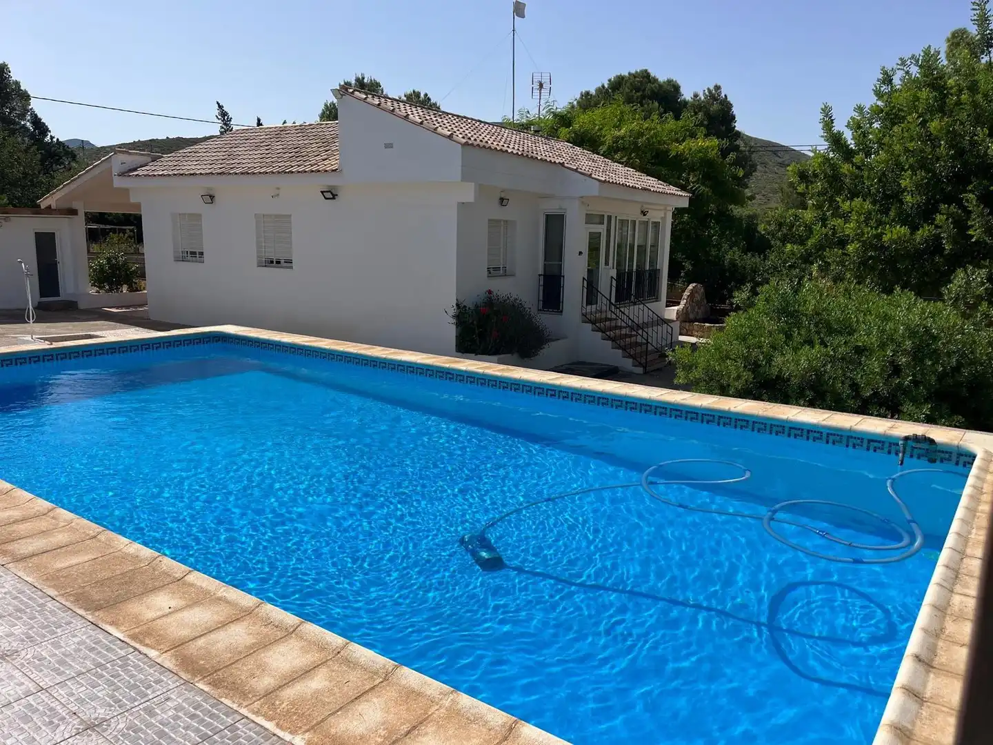 Piscina de Casa o chalet en venta en Llombai con Aire acondicionado, Calefacción y Terraza