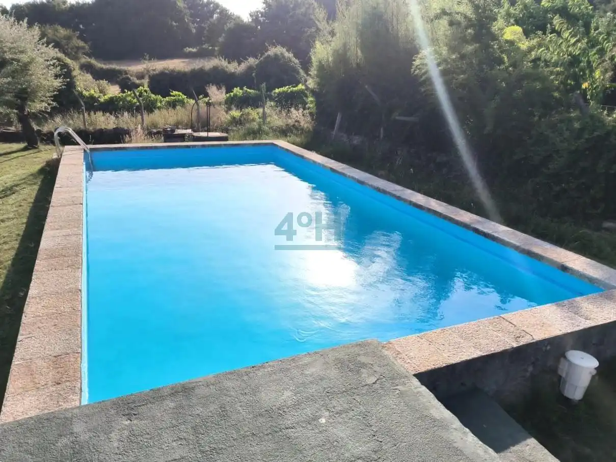Piscina de Casa o xalet en venda en Coles amb Calefacció, Jardí privat i Traster