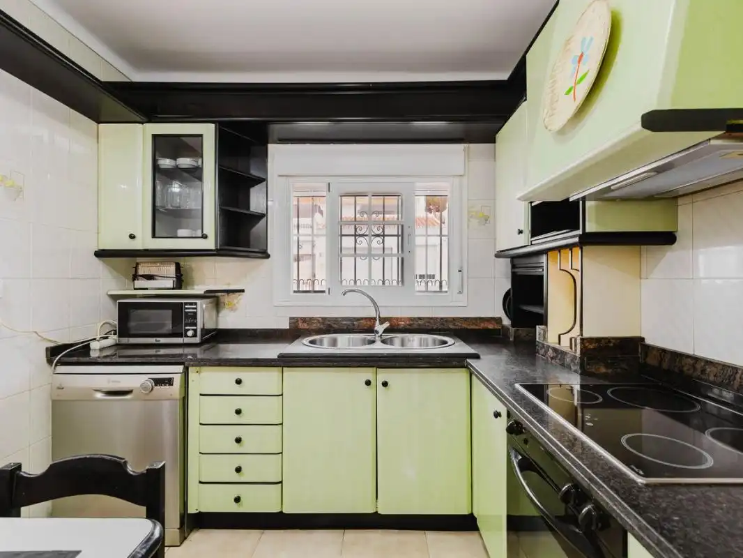 Cocina de Casa adosada en venta en Torrox con Aire acondicionado, Calefacción y Terraza