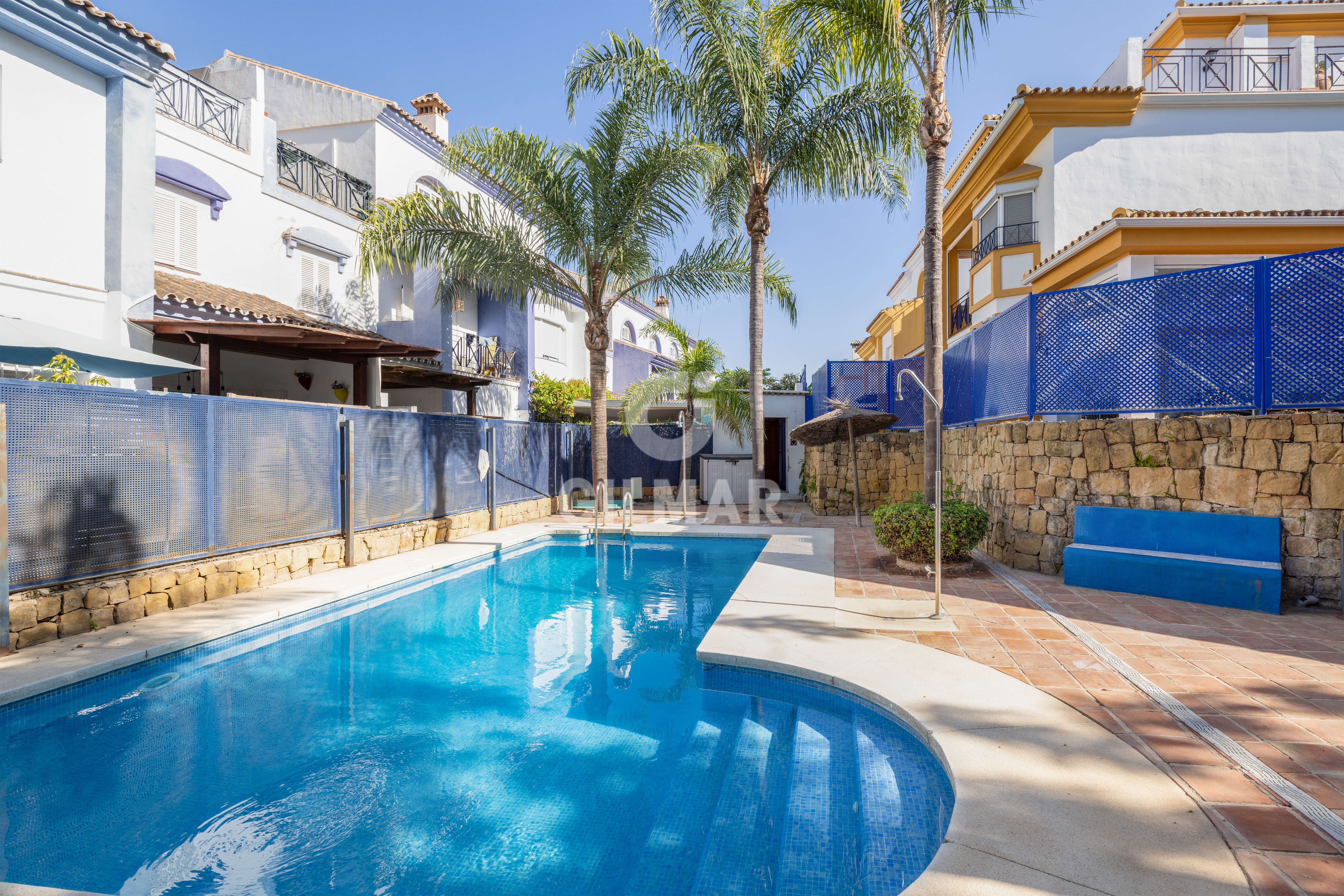 Exterior view of Single-family semi-detached for sale in Marbella  with Heating and Swimming Pool