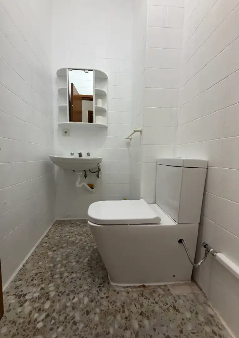 Bathroom of Flat for rent in Úbeda  with Furnished, Oven and Washing machine