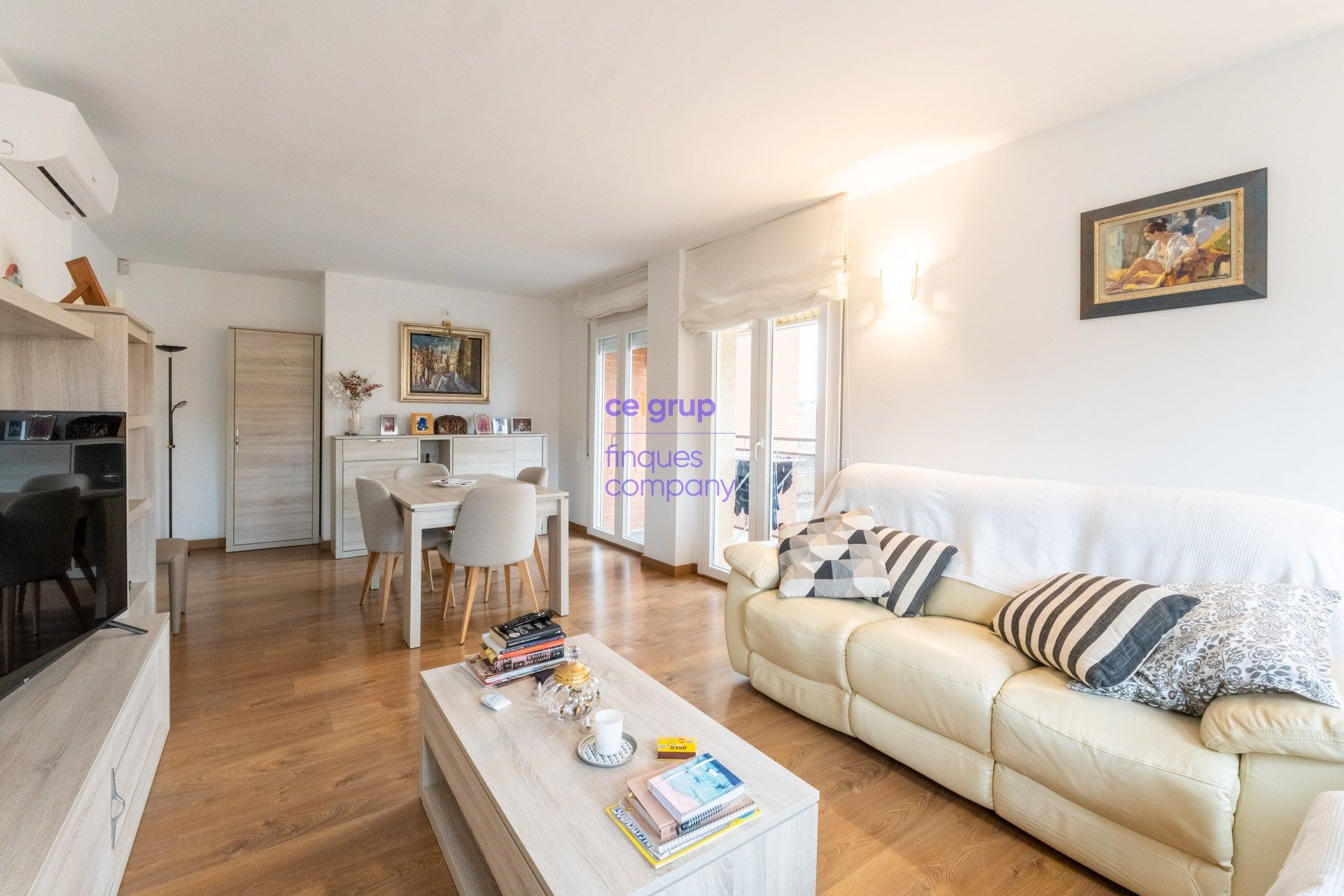 Sala d'estar de Pis en venda en Girona Capital amb Traster