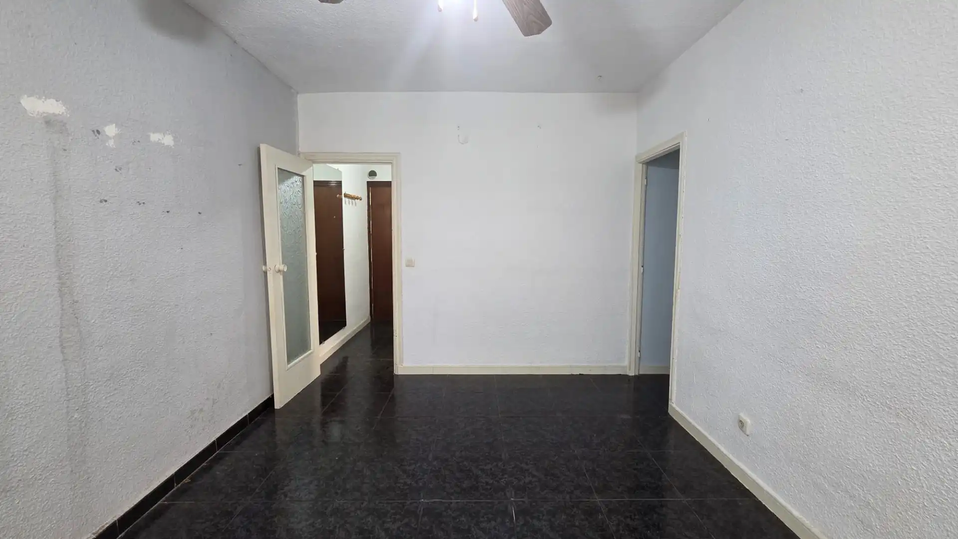 Piso en venta en Parla con Calefacción, Internet y Alarma