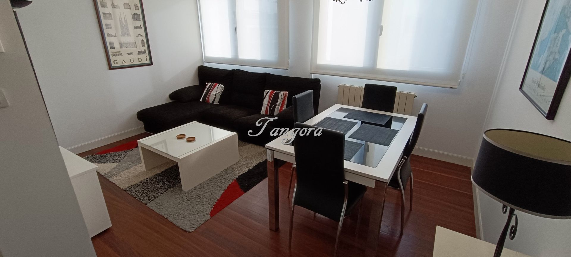 Living room of Flat to rent in Getxo   with Heating, Parquet flooring and Storage room