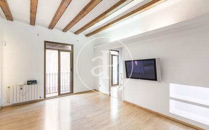 Living room of Flat for sale in  Barcelona Capital  with Air Conditioner, Heating and Furnished