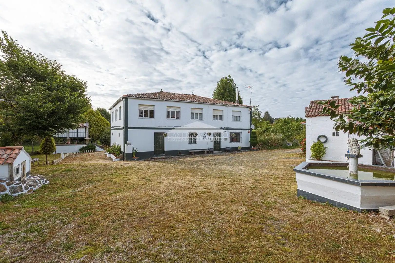 Casa rústica amb jardí en venda a Melide