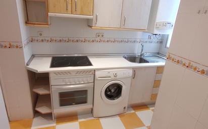 Kitchen of Flat to rent in  Madrid Capital  with Heating