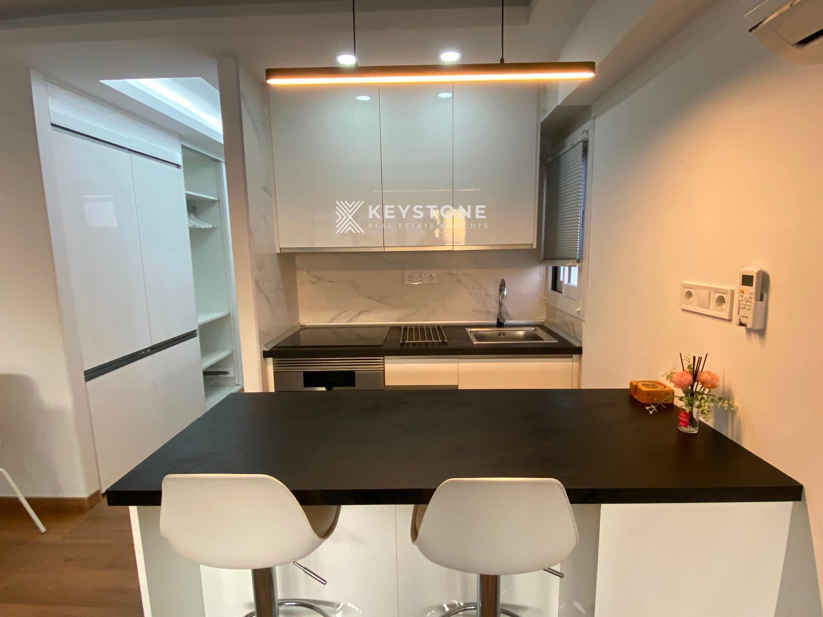 Cuina de Pis de lloguer en  Palma de Mallorca amb Aire condicionat, Calefacció i Piscina