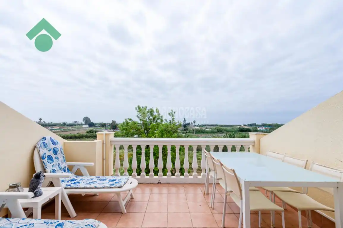 Terrassa de Casa adosada en venda en Vélez-Málaga amb Aire condicionat, Terrassa i Piscina comunitària