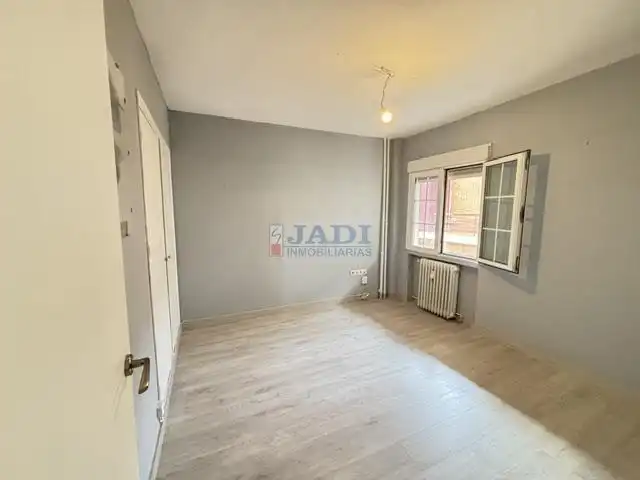 Flat with lift for sale in Valdepeñas, imagen 4