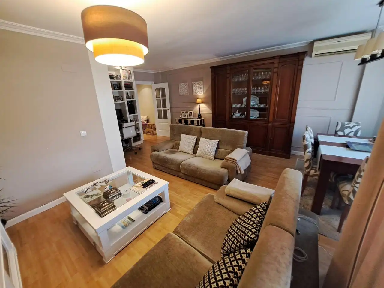 Sala de estar de Piso en venta en Zaragoza con Aire acondicionado, Calefacción y Parquet
