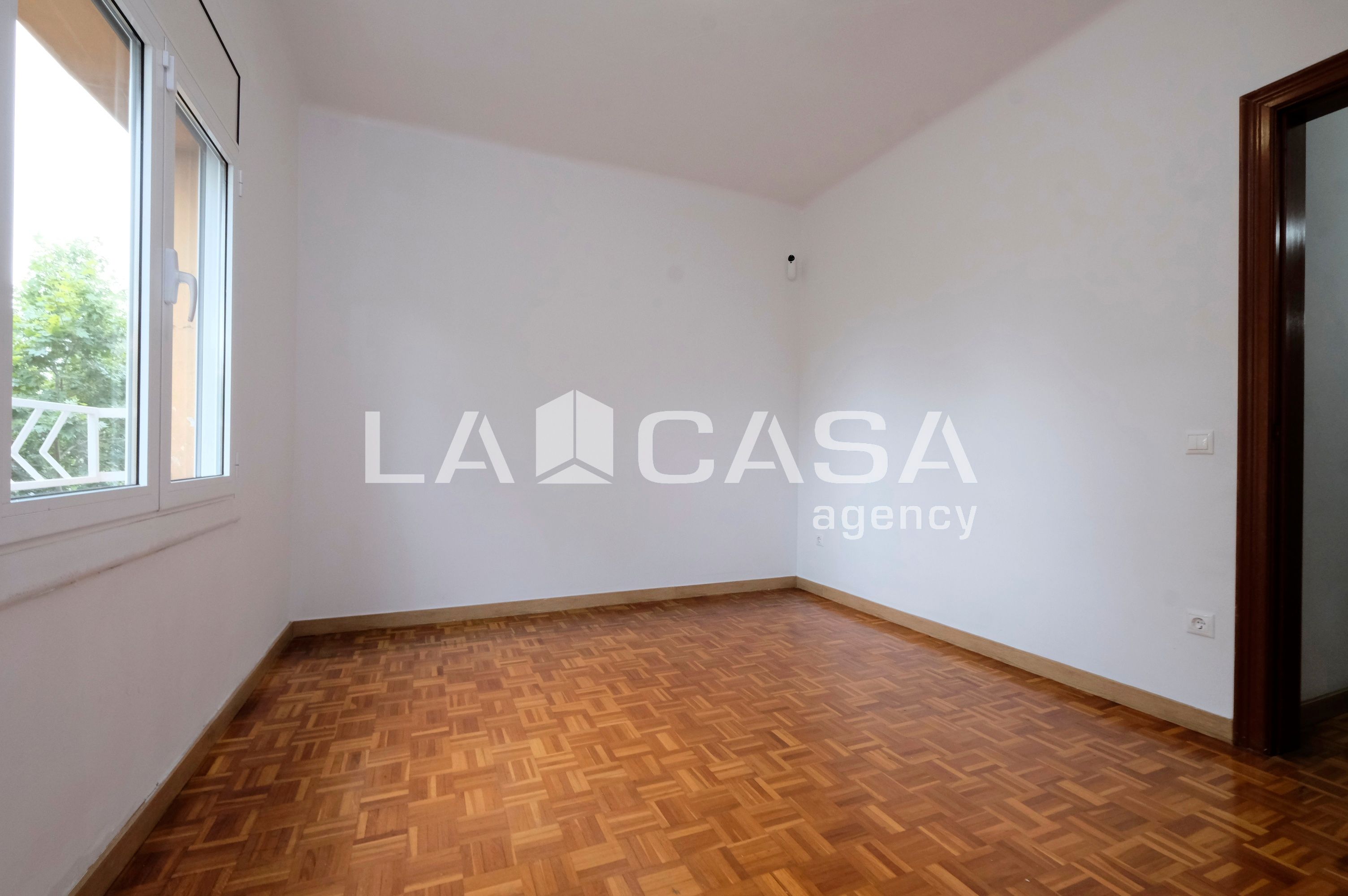 Flat for sale in  Barcelona Capital