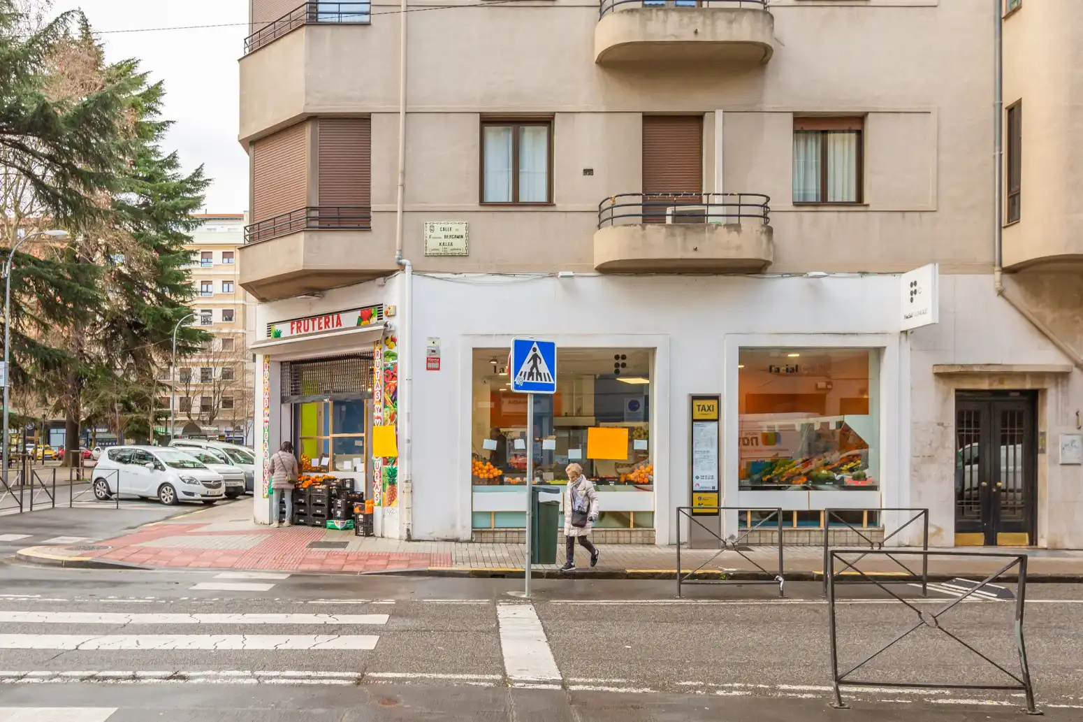 Local comercial en traspaso en Pamplona-Iruña - CALLE FRANCISCO BERGAMIN 6