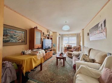 Appartement compact avec balcon à vendre à Avenida Av. Diego Ramírez Pastor 19