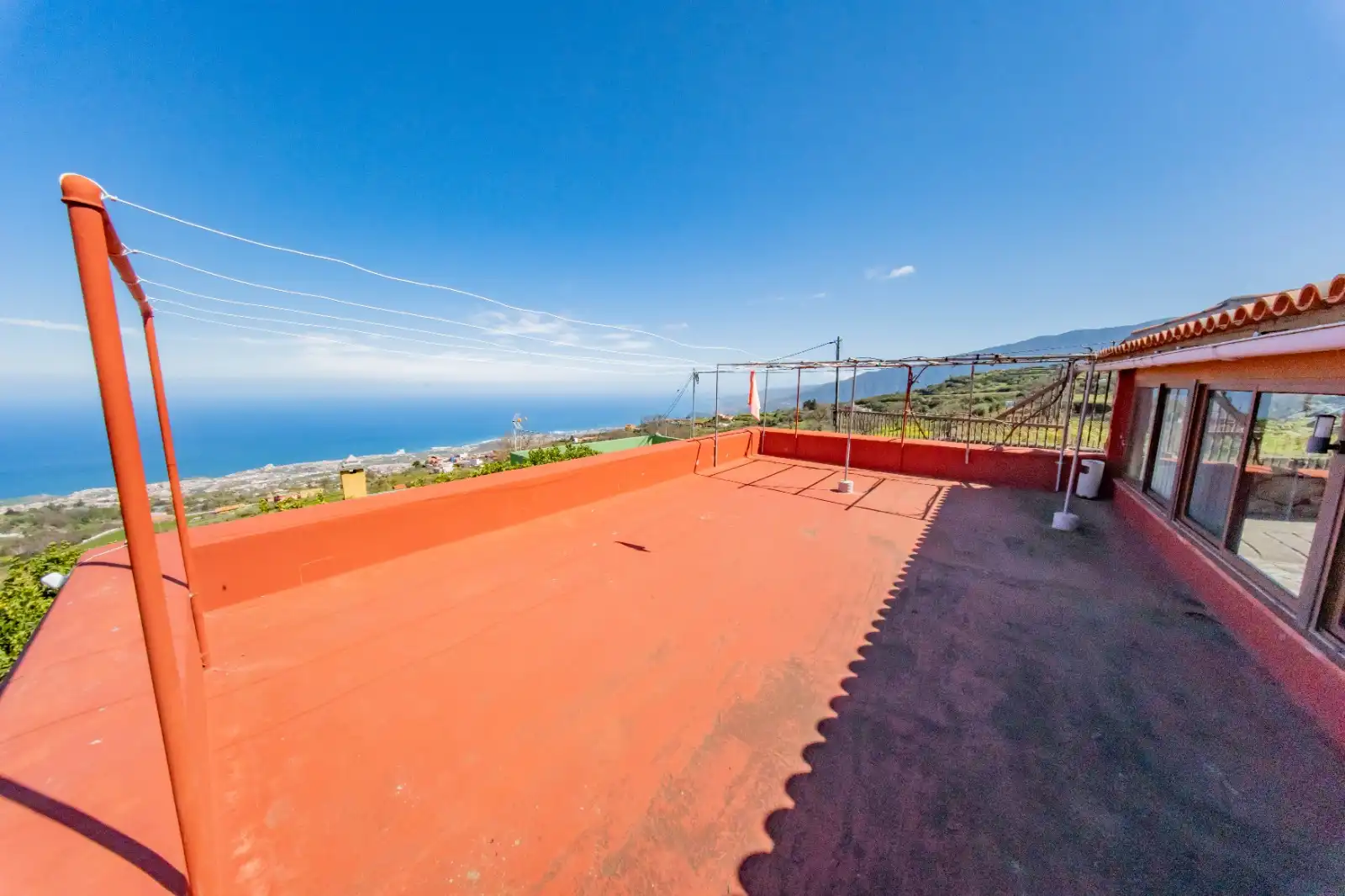 Vista exterior de Casa o xalet en venda en La Guancha amb Jardí privat, Terrassa i Traster