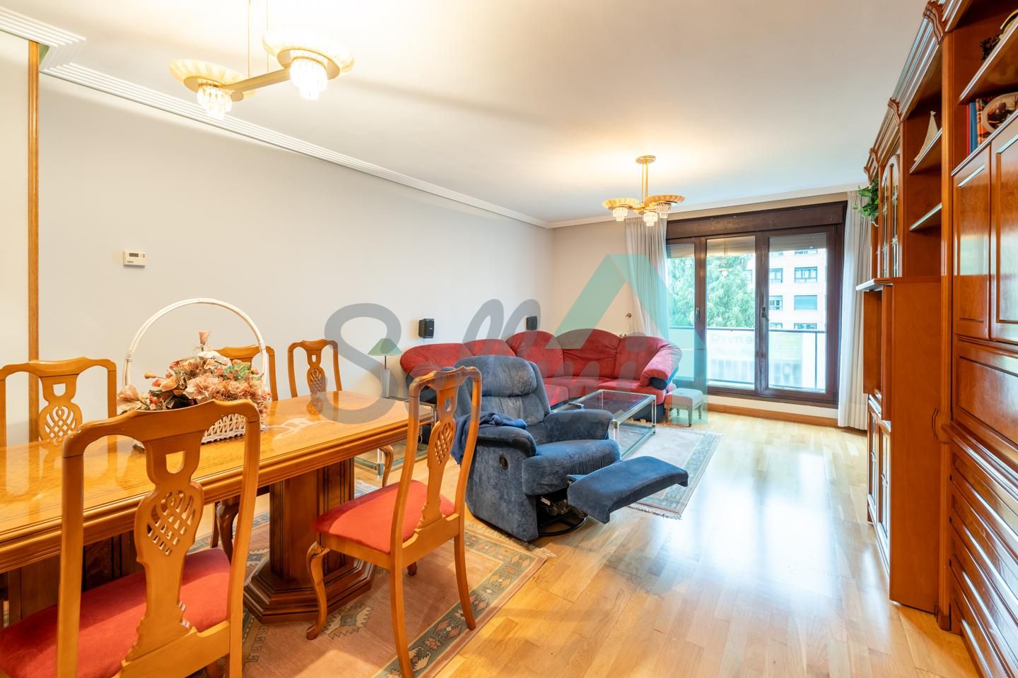 Living room of Flat for sale in Oviedo   with Heating, Parquet flooring and Terrace