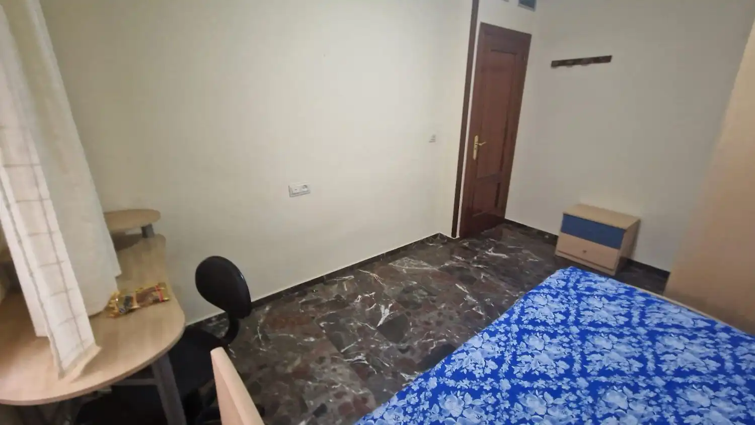 Habitación de Piso en venta en Jaén con Calefacción, Terraza y Balcón