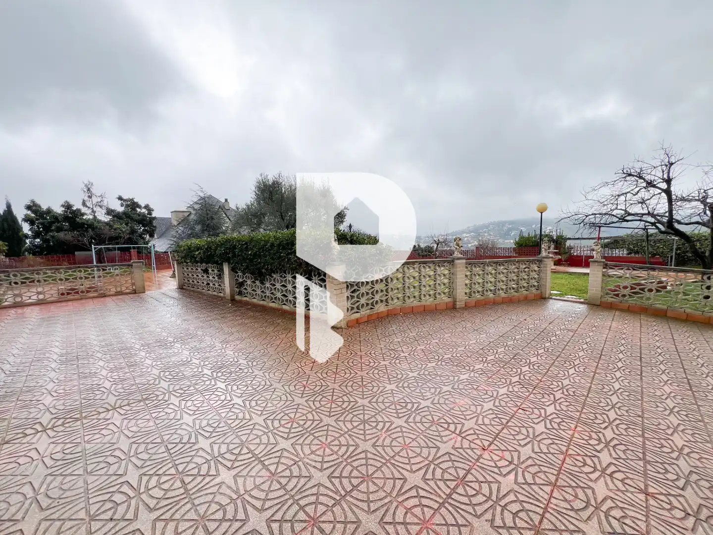 Terrassa de Casa o xalet en venda en Vallirana amb Aire condicionat, Calefacció i Jardí privat