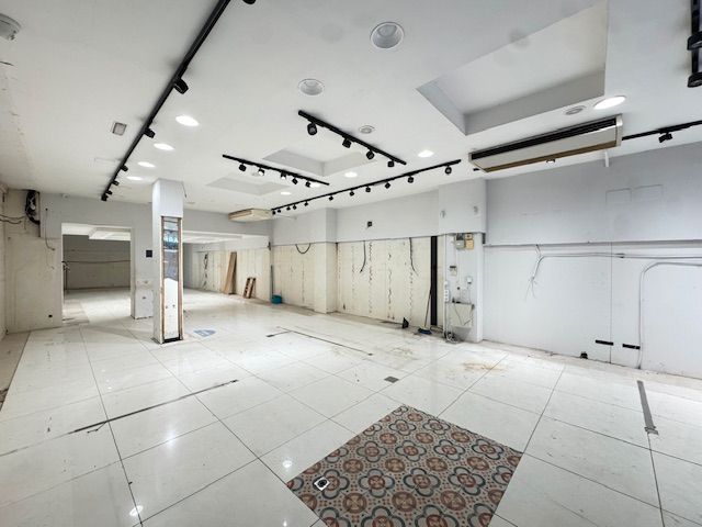 Premises for rent in Centre - Barri Vell