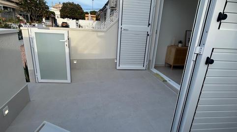 Foto 3 de Casa adosada en venta en  Liszt, 307, Zona Carrefour - Urbanizaciones, Torrevieja
