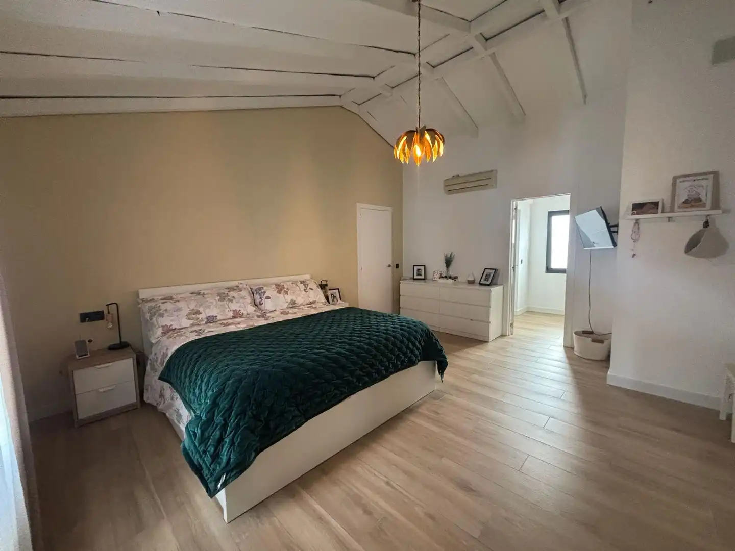 Bedroom of Detached homes for sale in Los Barrios  with Community pool