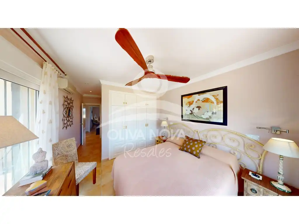 Habitación de Casa o chalet en venta en Oliva con Terraza y Piscina