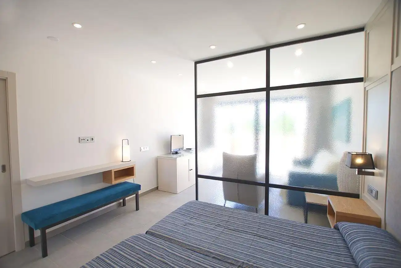 Habitación de Edificio en venta en Ses Salines con Piscina comunitaria