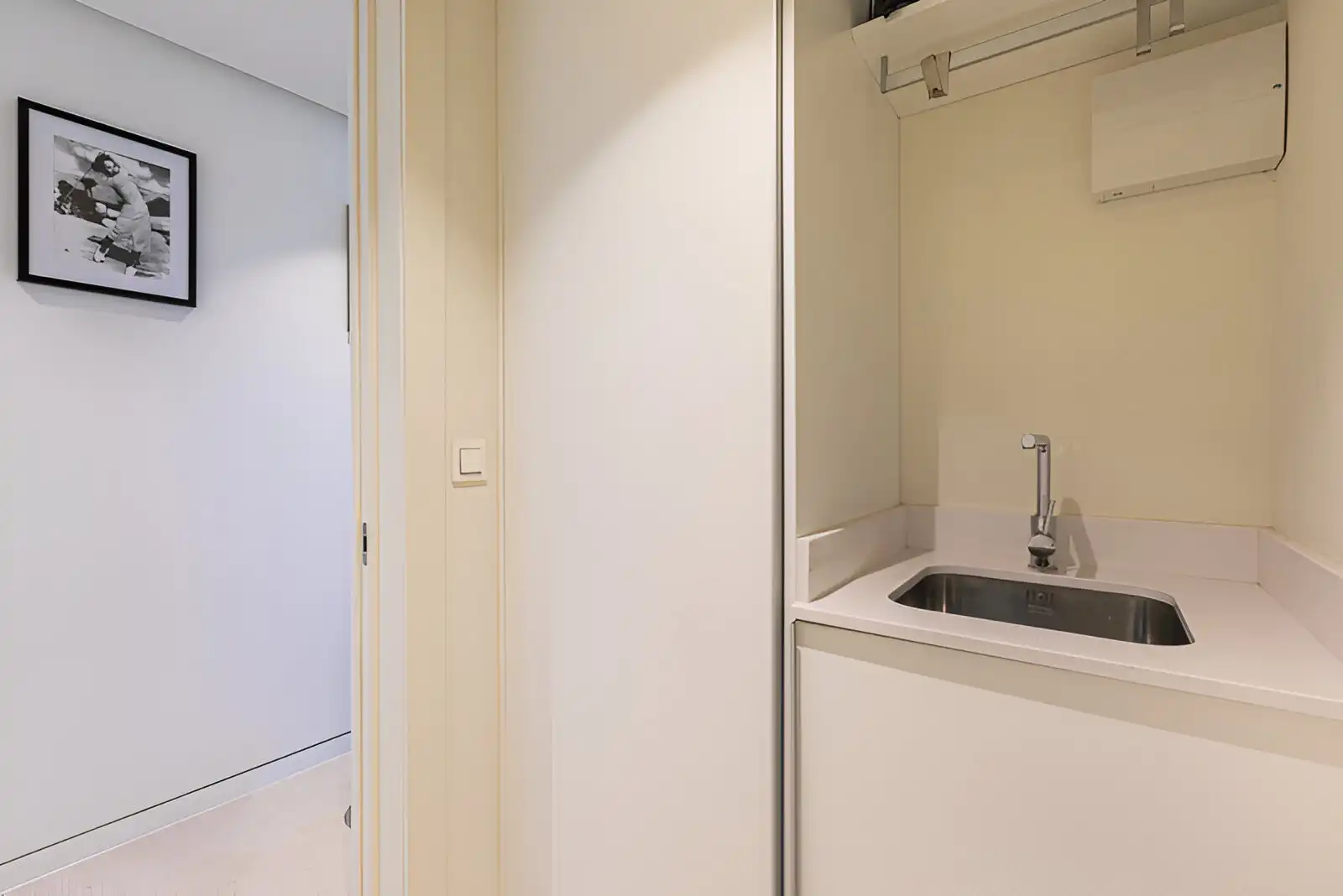 Bedroom of Ground floor for sale in Marbella  with Air Conditioner, Terrace and Storage room