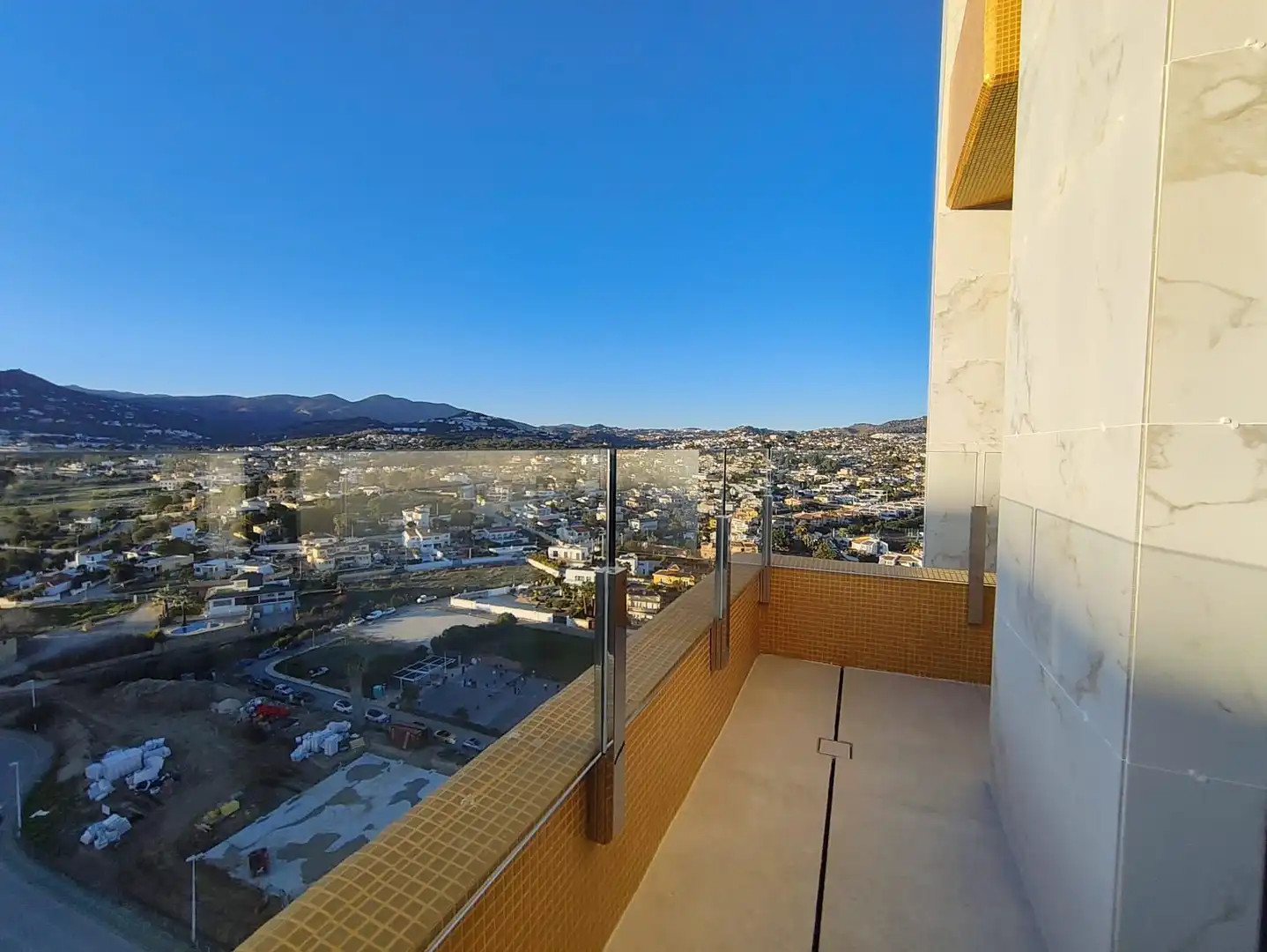 Apartamento con piscina en venta en Marisol Park - Ortembach - Los Almendros, imagen 20