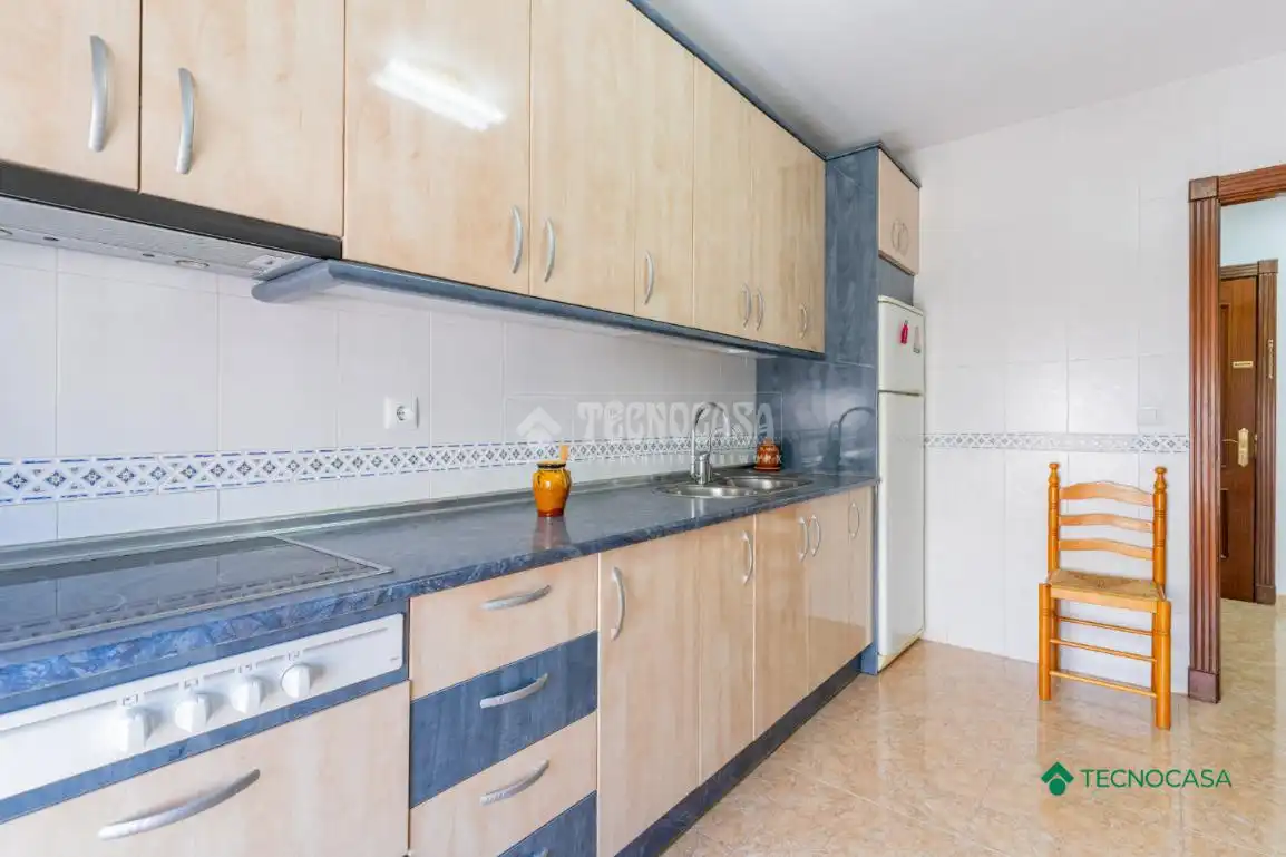 Küche von Wohnung zum Verkauf in Vícar mit Klimaanlage, Heizung und Terrasse