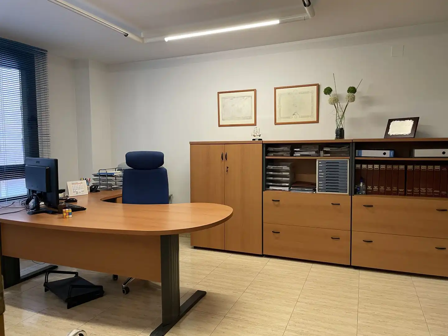 Büro zum Verkauf in Ontinyent mit Klimaanlage