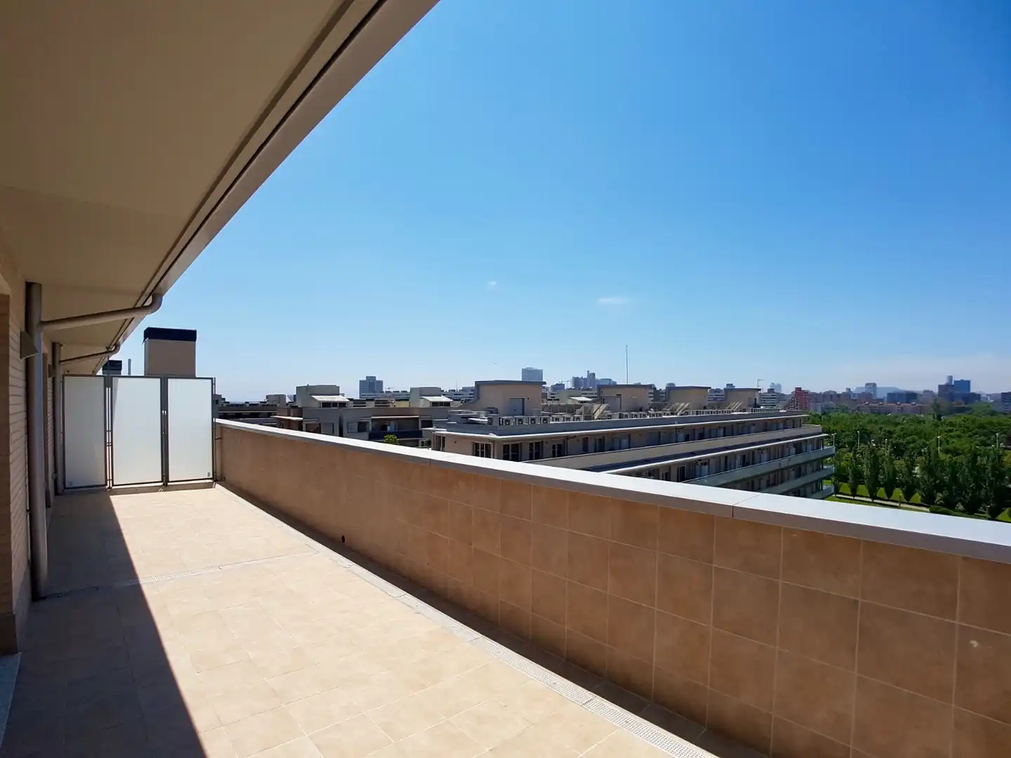 Terrassa de Àtic de lloguer en Sant Adrià de Besòs amb Aire condicionat, Calefacció i Parquet