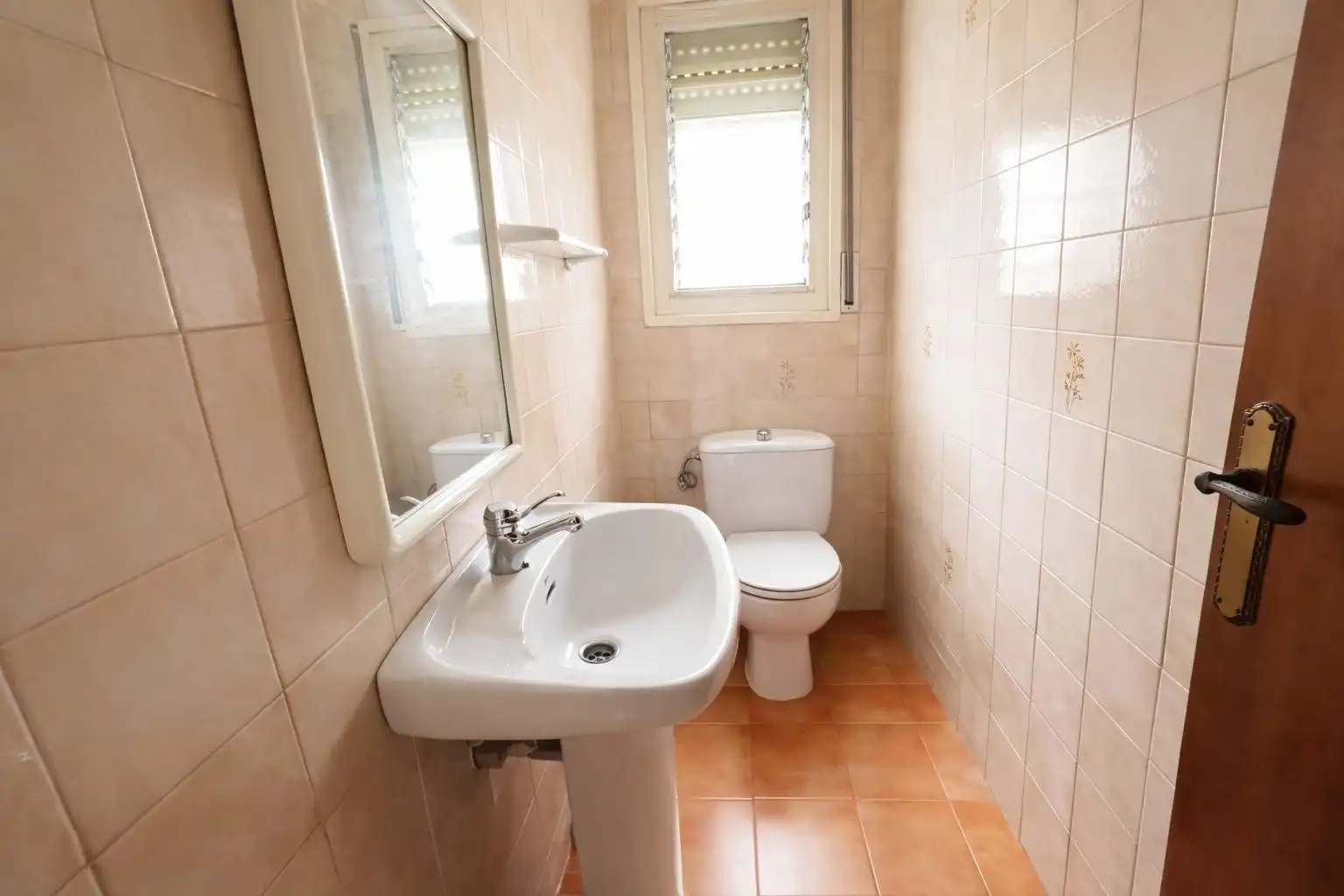 Baño de Casa o chalet en venta en Abrera con Jardín privado, Terraza y Trastero