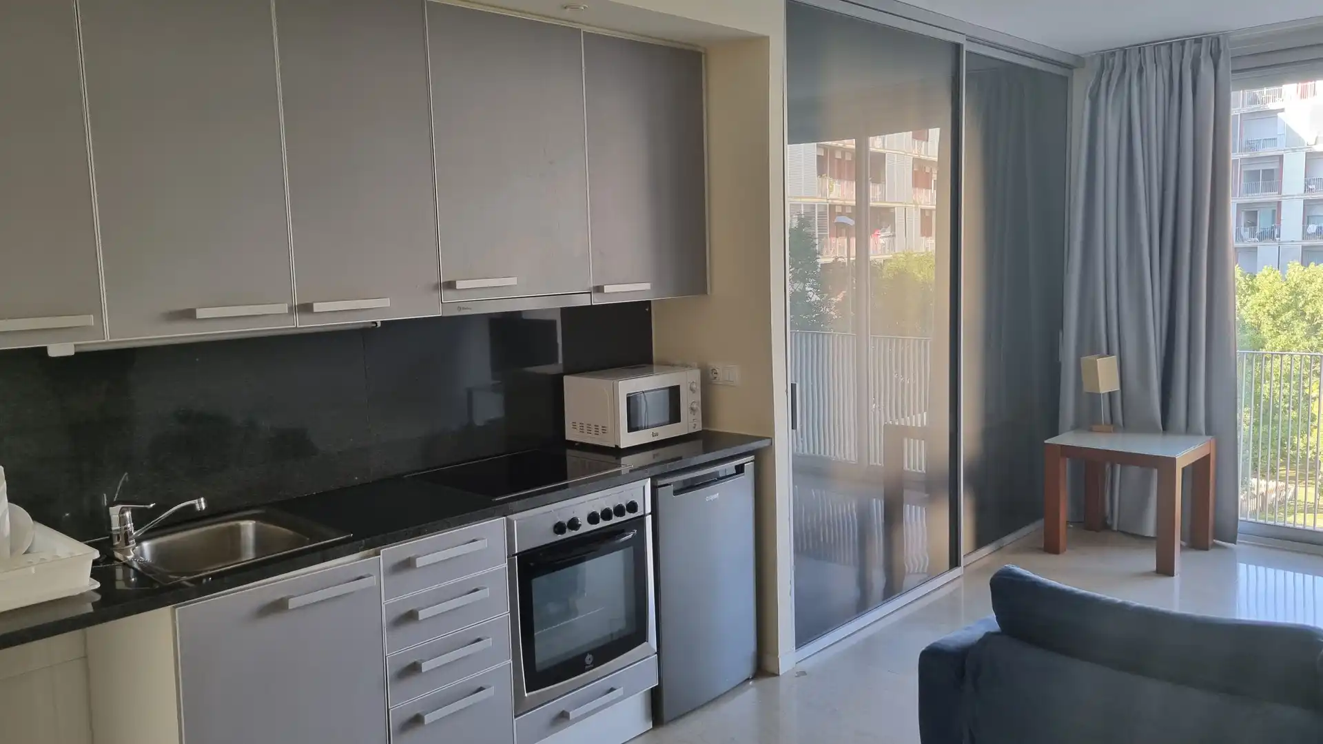 Kitchen of Apartments for rent in Girona  with Air Conditioner, Furnished and Oven