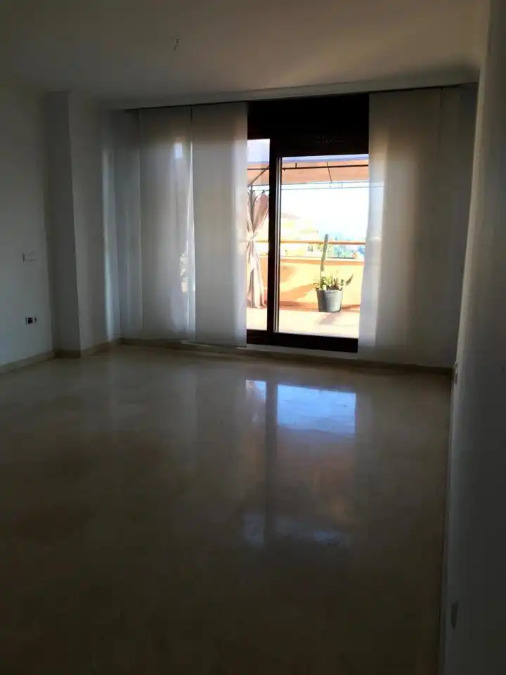 Sala de estar de Dúplex de alquiler en Benalmádena con Aire acondicionado y Terraza