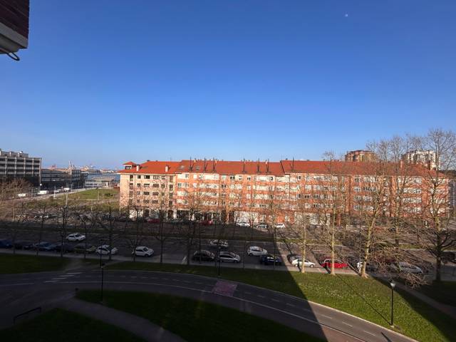 Piso en Alquiler en Gijón - CL HONDURAS en La Calzada