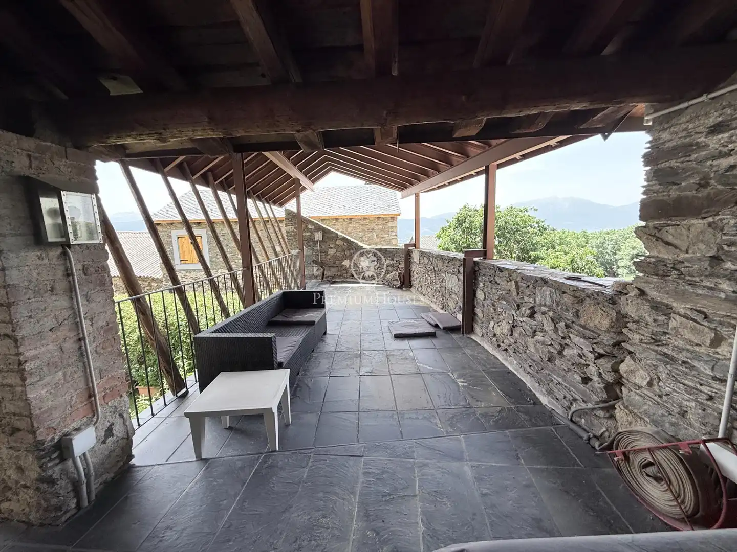 Terrassa de Finca rústica en venda en Guils de Cerdanya amb Jardí privat i Traster