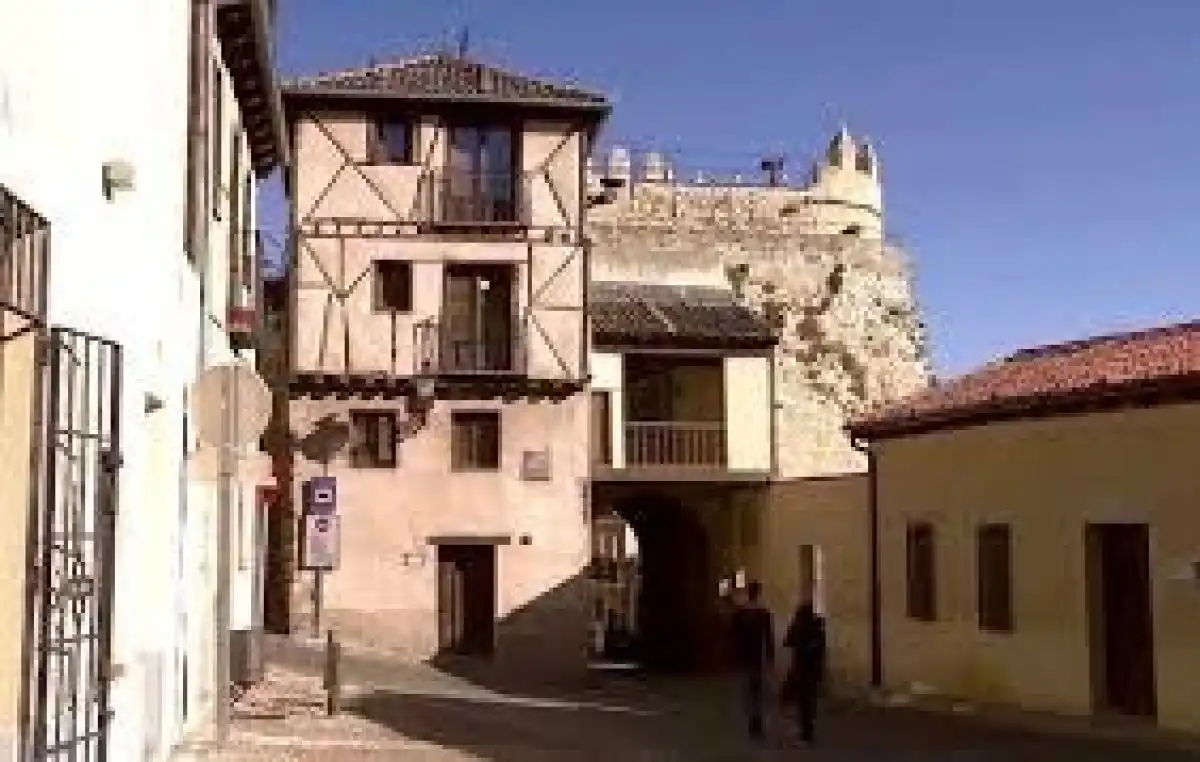Vista exterior de Residencial en venda en Abades