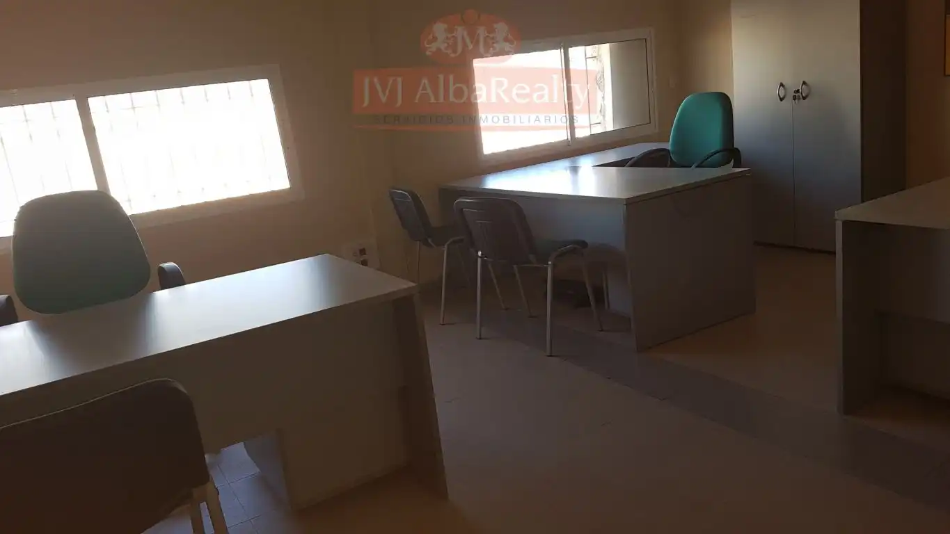Büro zur Miete in Albacete mit Klimaanlage und Möbliert