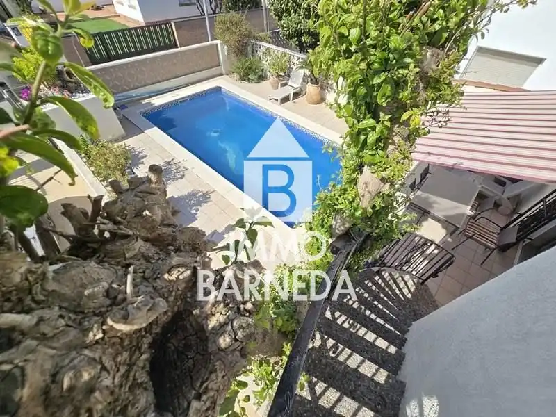 Jardí de Casa o xalet en venda en Empuriabrava amb Aire condicionat, Calefacció i Piscina