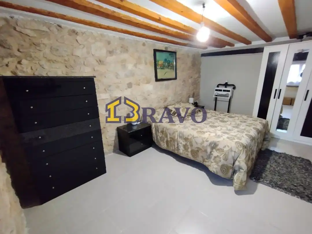 Houses for sale in Medina de Pomar, Burgos