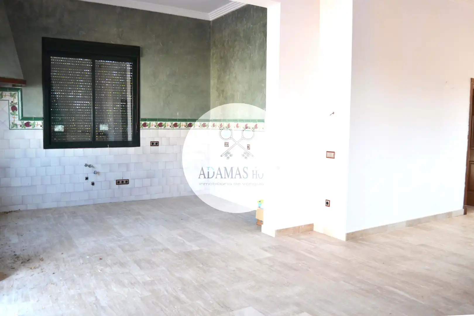 Dormitori de Casa o xalet en venda en Sanlúcar la Mayor amb Jardí privat, Terrassa i Piscina