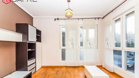 Foto 2 de Piso en venta en Calle Soldado José María Rey, San Isidro, Madrid