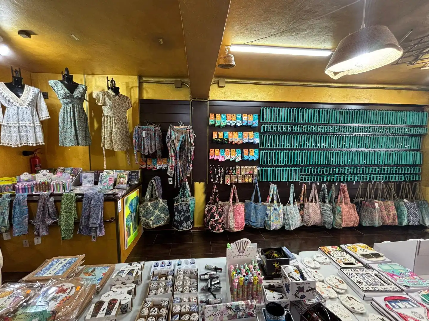 Commercial properties for sale in Santanyí  with Air Conditioner
